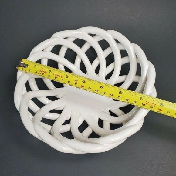 Modern Farmhouse Gorgeous 7" Braid Bread Basket - - Picture 6 of 7